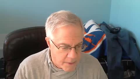 islesman22 online show from 12-31-24, 07:07