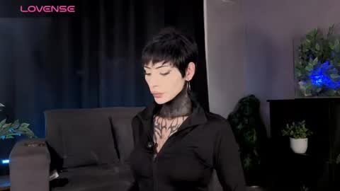 Julyane online show from 06-30-26, 12:44