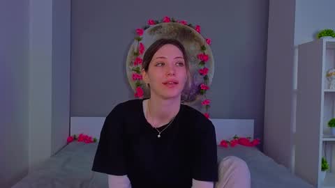 Emilia online show from 03-15-26, 06:19