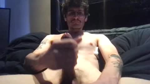 isocialmedia online show from 10-25-25, 08:55