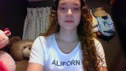 Snapshot of issa30213 chatting on 11-07-25, 02:22 Issa online show from 11-07-25, 02:22