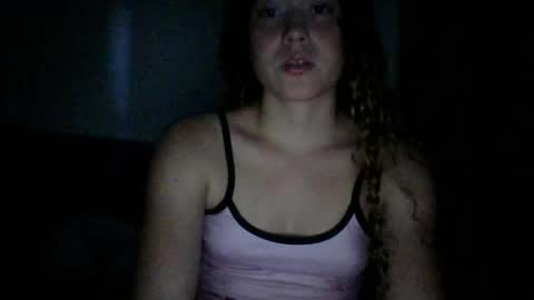 Snapshot of issa30213 chatting on 04-03-26, 12:30 Issa online show from 04-03-26, 12:30