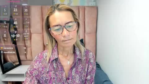 Snapshot of issa_milf__ chatting on 02-10-26, 01:15 ISSA MILF online show from 02-10-26, 01:15