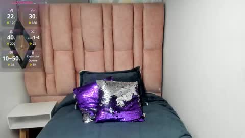 Snapshot of issa_milf__ chatting on 02-19-26, 02:13 ISSA MILF online show from 02-19-26, 02:13