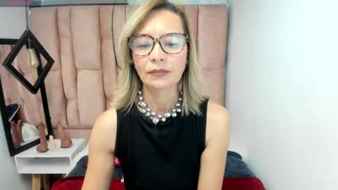 ISSA MILF online show from 04-29-26, 03:05
