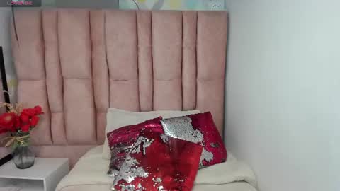 ISSA MILF online show from 06-29-26, 01:33