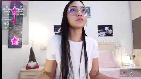 Snapshot of issa_ruiz07 chatting on 12-13-24, 01:44 issa ruiz07 online show from 12-13-24, 01:44