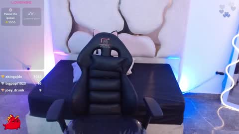 Issa online show from 02-07-25, 09:05