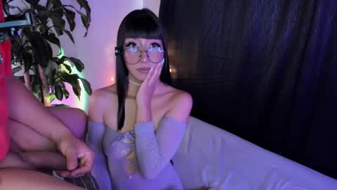 Snapshot of issaandneron_ chatting on 05-11-26, 04:04 Issa and Neron online show from 05-11-26, 04:04
