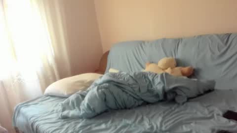 Issabelle online show from 11-03-25, 05:52