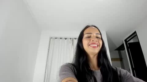 Isabella  online show from 06-29-26, 10:15