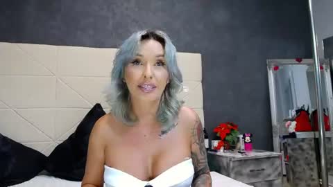 Snapshot of issasmyth chatting on 07-14-26, 07:46 IssaSmyth online show from 07-14-26, 07:46