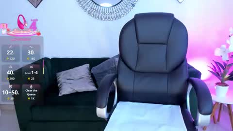 Snapshot of issi_loren chatting on 02-24-26, 05:55 issi_loren online show from 02-24-26, 05:55