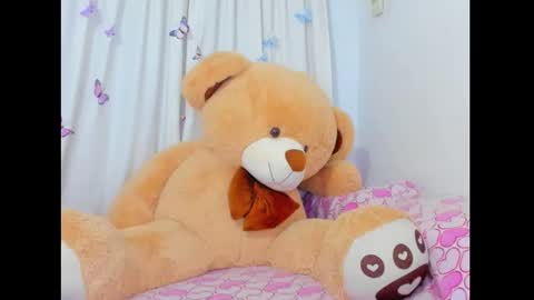 Snapshot of itahisa_sweet chatting on 10-10-25, 02:54 Itahisa sweet online show from 10-10-25, 02:54