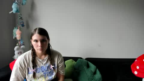 Bella Bloom online show from 07-22-26, 09:39