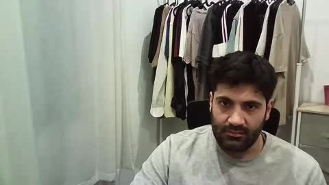 italianboybcn online show from 01-18-26, 06:50