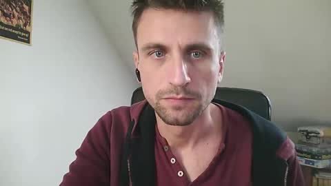 italiano116116 online show from 12-22-24, 01:44