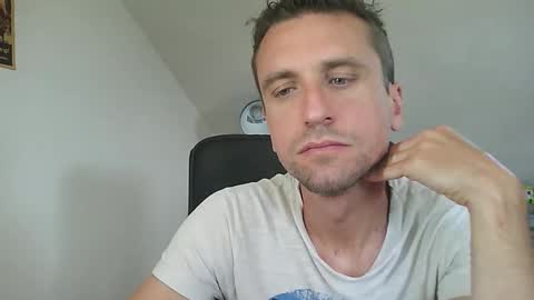 italiano116116 online show from 06-05-26, 07:47