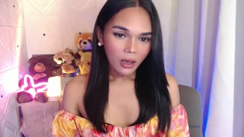 Snapshot of itgirl_cathy chatting on 02-06-25, 08:23 CathCathy online show from 02-06-25, 08:23