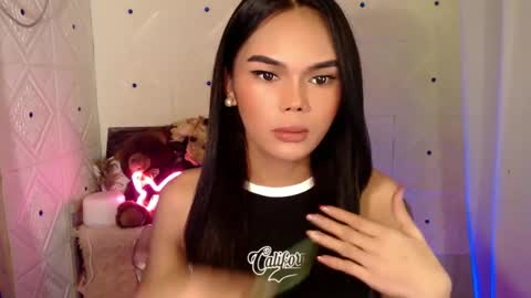 Snapshot of itgirl_cathy chatting on 02-16-25, 11:05 CathCathy online show from 02-16-25, 11:05