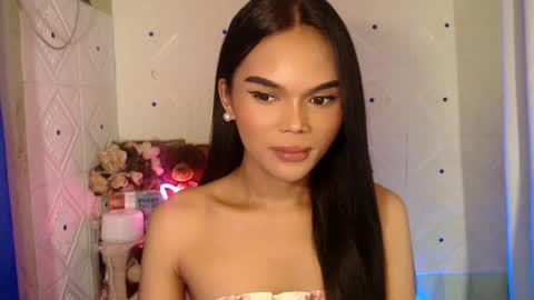 Snapshot of itgirl_cathy chatting on 02-27-25, 12:32 CathCathy online show from 02-27-25, 12:32