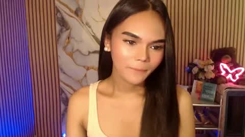 Snapshot of itgirl_cathy chatting on 03-11-25, 12:33 CathCathy online show from 03-11-25, 12:33