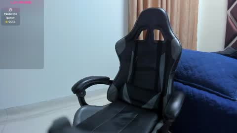 Snapshot of ithan_hot chatting on 07-23-26, 03:48 ithan_hot online show from 07-23-26, 03:48