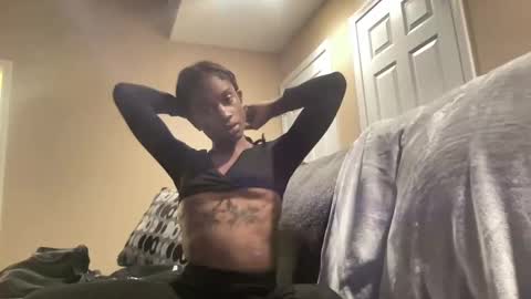 Snapshot of its5iveam chatting on 01-08-25, 11:41 5ive AM online show from 01-08-25, 11:41