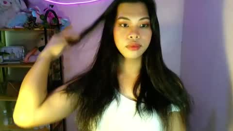 its_chloe20 online show from 07-14-26, 06:51