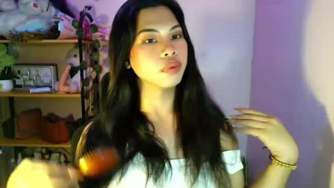 its_chloe20 online show from 07-18-26, 06:23