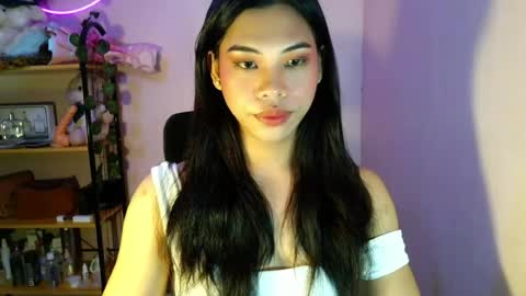its_chloe20 online show from 07-20-26, 08:28