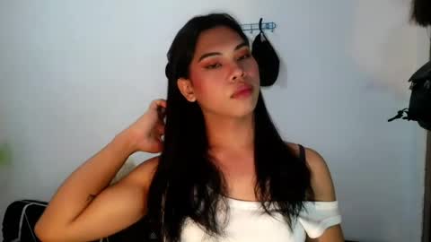 its_chloe20 online show from 07-27-26, 12:23