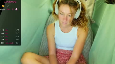 Lily online show from 04-20-26, 11:06