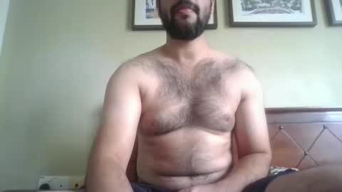 Snapshot of its_me_2323 chatting on 12-16-25, 04:06 its_me_2323 online show from 12-16-25, 04:06