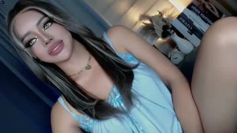Snapshot of its_me_cataleya chatting on 02-24-25, 01:24 Cataleya Rogers online show from 02-24-25, 01:24