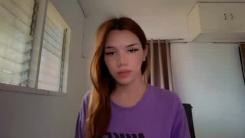 Snapshot of its_me_ezzie chatting on 08-01-26, 07:51 EZZIE online show from 08-01-26, 07:51