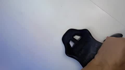 Snapshot of its_me_kaye28 chatting on 10-18-25, 07:09 Kaye online show from 10-18-25, 07:09