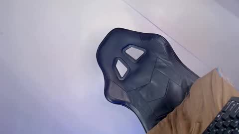 Snapshot of its_me_kaye28 chatting on 03-04-26, 05:57 Kaye online show from 03-04-26, 05:57