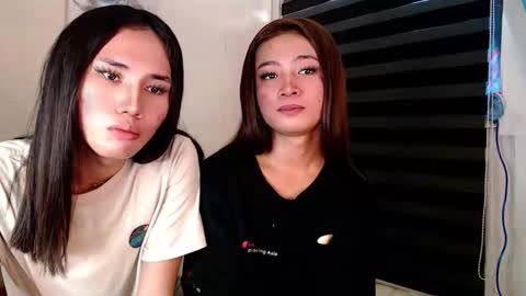 Snapshot of its_me_luna1111 chatting on 06-09-26, 01:28 its_me_luna1111 online show from 06-09-26, 01:28