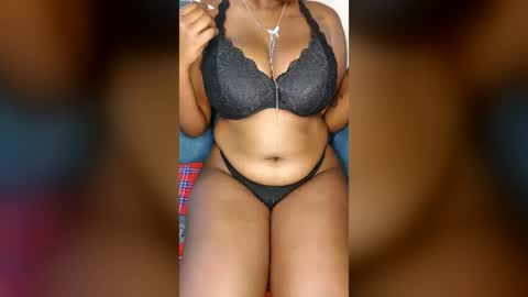Snapshot of its_yummyblackkitty chatting on 07-21-26, 11:34 its yummyblackkitty online show from 07-21-26, 11:34