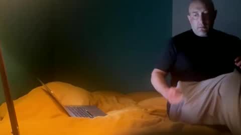 Snapshot of itsanexperiment chatting on 02-20-26, 11:22 itsanexperiment online show from 02-20-26, 11:22