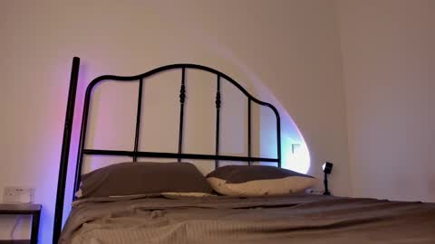 Isabella online show from 09-13-25, 08:47