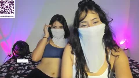 Snapshot of itschloee chatting on 10-29-25, 02:25 Chloee and Sky online show from 10-29-25, 02:25