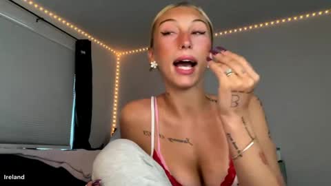 itsirelandbby online show from 05-18-26, 07:09