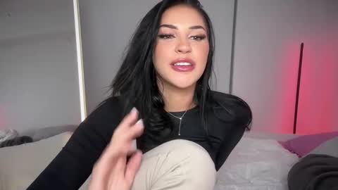 Snapshot of itskassielee chatting on 02-16-25, 03:47 itskassielee online show from 02-16-25, 03:47