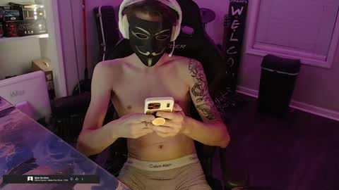 Snapshot of itslamayo chatting on 04-19-26, 04:12 itslamayo online show from 04-19-26, 04:12
