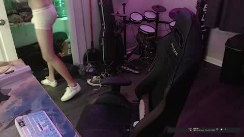 Snapshot of itslamayo chatting on 05-18-26, 01:24 itslamayo online show from 05-18-26, 01:24