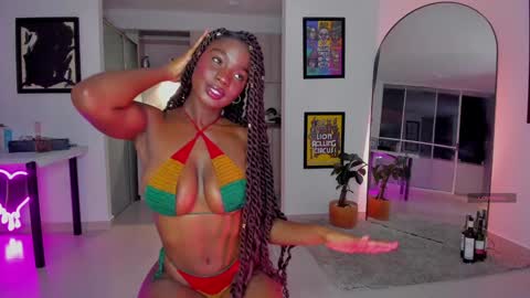 Snapshot of itslau_ chatting on 01-31-25, 02:04 lau online show from 01-31-25, 02:04