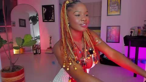 Snapshot of itslau_ chatting on 03-06-26, 01:46 lau online show from 03-06-26, 01:46