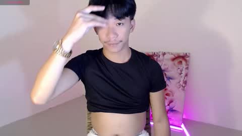 Snapshot of itsme_cxhennn chatting on 10-13-25, 06:08 itsme_cxhennn online show from 10-13-25, 06:08